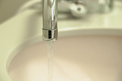 災害時にお風呂の水を使ってもいい?正しい備えで水不足を解消しよう