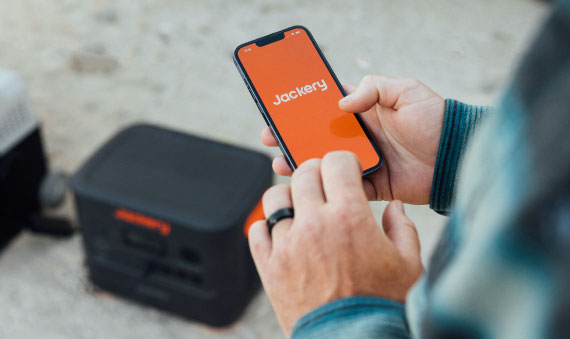 遠隔操作が対応できるリン酸鉄ポータブル電源