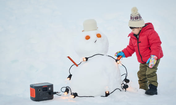 小型ポータブル電源の使い道-キャンプ