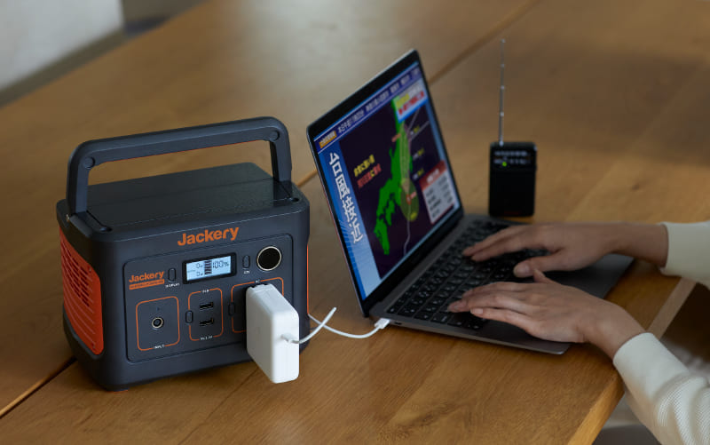 リモートワークで活躍する小型ポータブル電源