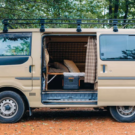 キャンピングカー