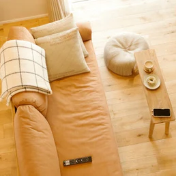 フローリングの寒さ対策を徹底解剖!100均グッズや賃貸OKのDIYも紹介