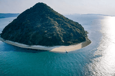 岡山の無人島といえば「くじら島」！キャンプ・グランピングなど魅力を紹介