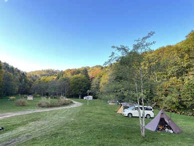 北海道の無料キャンプ場14選！車乗り入れ可・温泉あり・予約不要も厳選