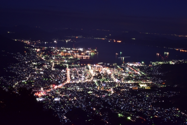 広島で夜景が綺麗なドライブスポット16選！デート・日帰りのおすすめも厳選