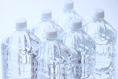 災害時の水の必要量ってどれくらい？大人・子ども1人あたりの備蓄量を解説