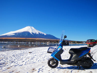 冬ツーリングの魅力とは？バイク用の服装や安全に走行するための注意点も解説