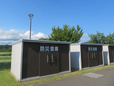 【画像付き】防災倉庫の中身リスト｜緊急時に役立つ備品と選び方