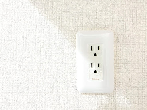 100Vと200Vコンセントの見分け方とは？安全に使い分けるコツを解説