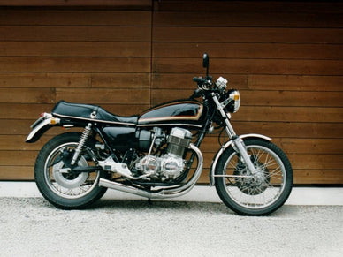 バイクの台風対策はこれで完璧！転倒防止と安全な保管方法を徹底解説