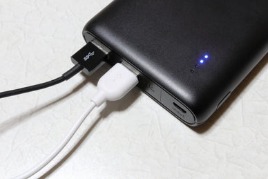 モバイルバッテリー本体が充電できない時・スマホを充電できない時の対処法