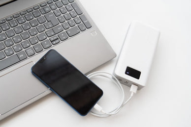 モバイルバッテリーのワット数完全ガイド！計算方法・選び方・おすすめ製品まで徹底解説