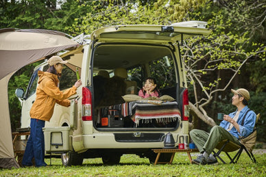 電気の力で快適キャンプ
