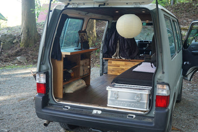 災害時の車中泊に必要な持ち物リストと注意点まとめ【初心者向け】