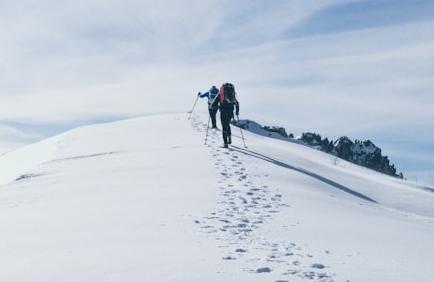 【初心者向け】冬でも登山は楽しめる！必携アイテム7つとおすすめ登山スポット