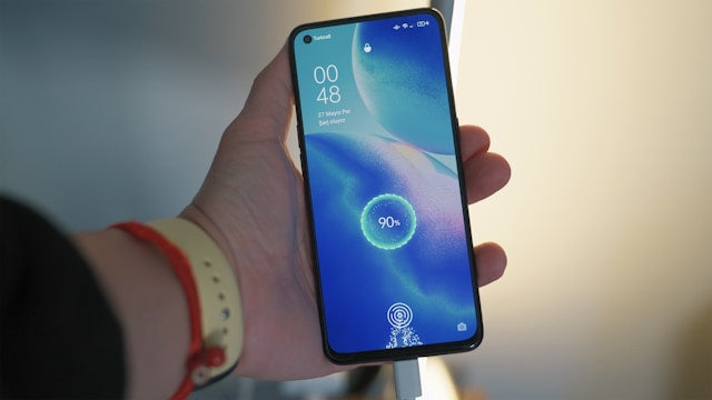 気になるスマホのバッテリーの寿命。長持ちさせるコツもご紹介