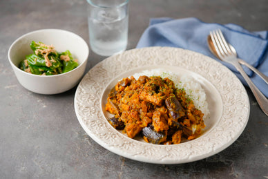 【安心レシピ】災害時でもいつもの食事にも「サバ缶カレーとピーマンとツナのレンチン蒸し」