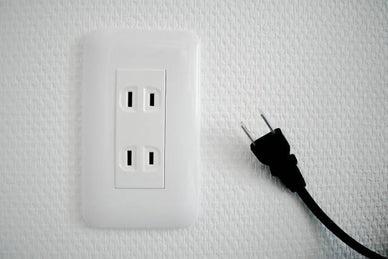 アンペア・ボルト・ワットの違いとは？普段使いの家電を例に徹底解説