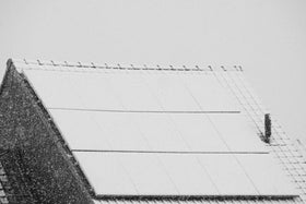 太陽光パネルの雪対策について知っておきたいポイント