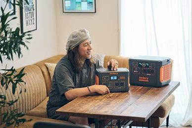 ROOMIE編集長が日常使いするJackeryのメリット。防災時だけではないフレキシブルな取り入れ方とは？