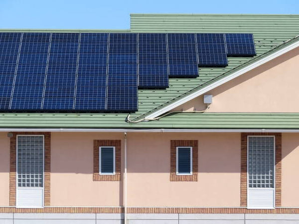 太陽光発電をつけてよかったこと5選!後悔しないための対策も解説