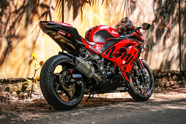バイク好きな方にもポータブル電源は役立つ！おすすめ製品5つを紹介