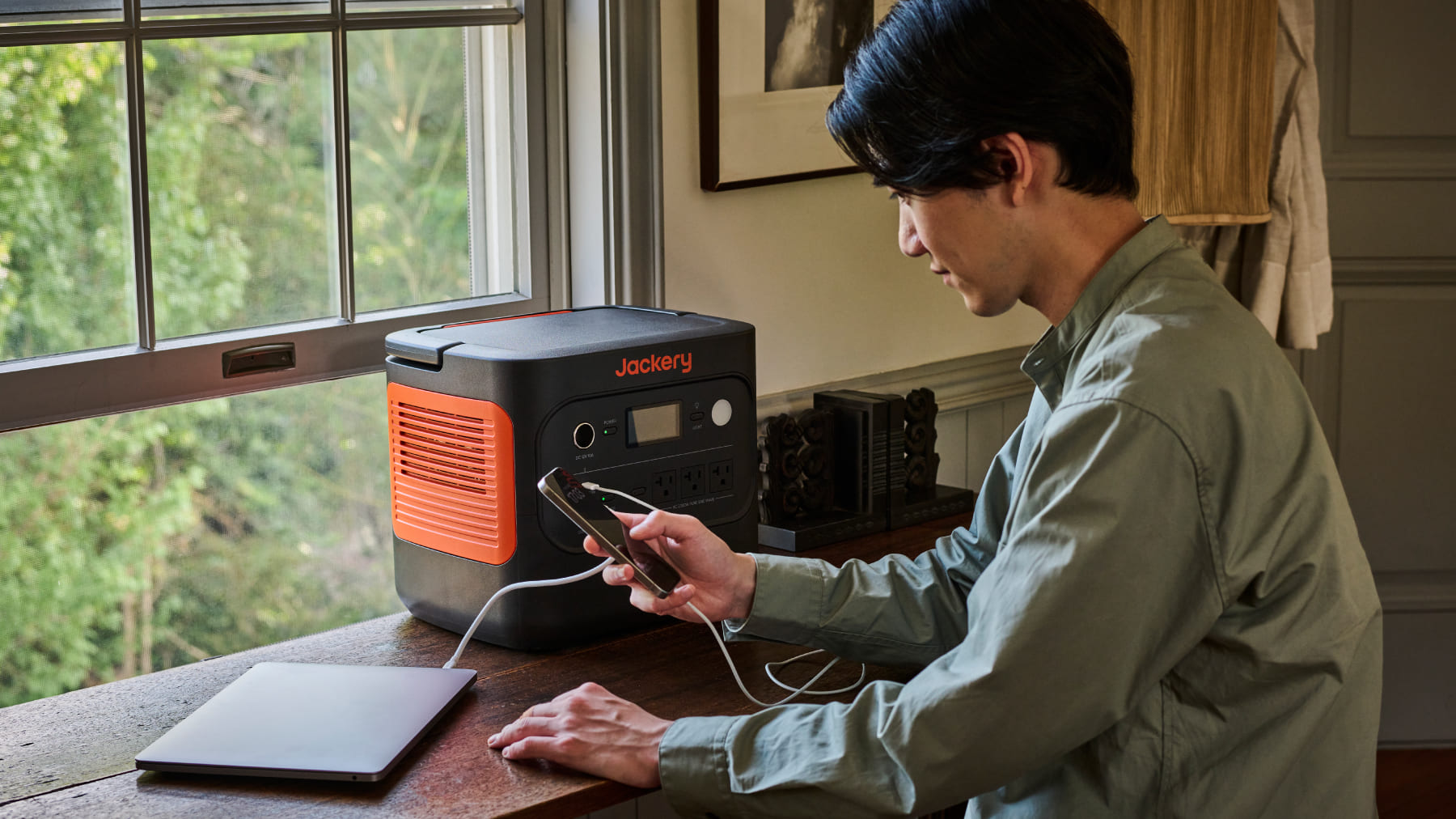 最大7デバイスを同時給電可能、100Wと30WのPD急速充電にも対応