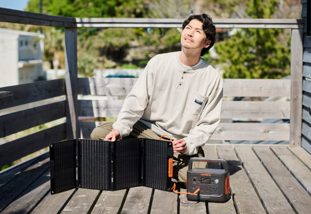 コンパクトで小型ソーラー発電機：Jackery Solar Generator 100 Plus 40 Mini ポータブル電源 ソーラーパネル