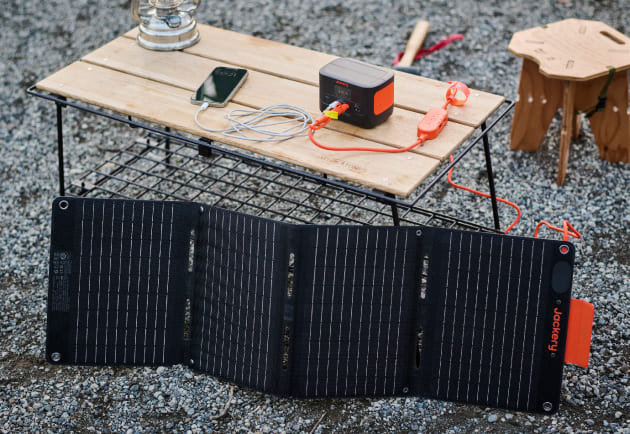 小型ポータブル電源ソーラーパネルセット：Jackery Solar Generator 100 Plus 40 Mini ポータブル電源 ソーラーパネルセット