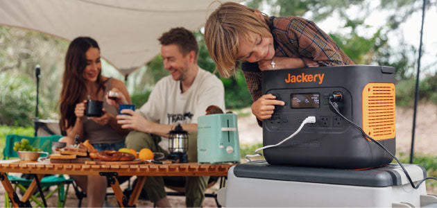 Jackery Solar Generatorの使い方③：太陽光から蓄えた電力を家電に給電