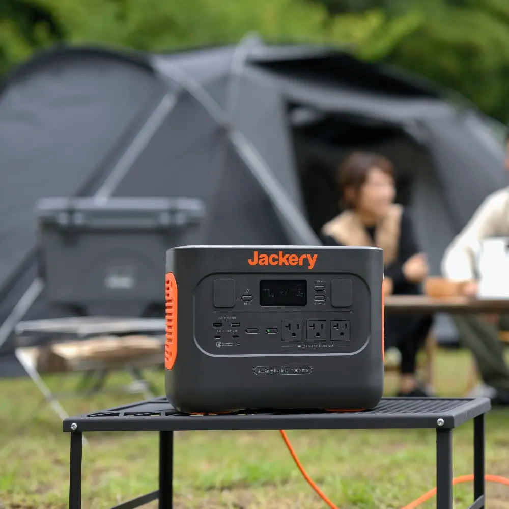 太陽光を直接電力に変えるJackery Solar Generator 1000 Pro 100W