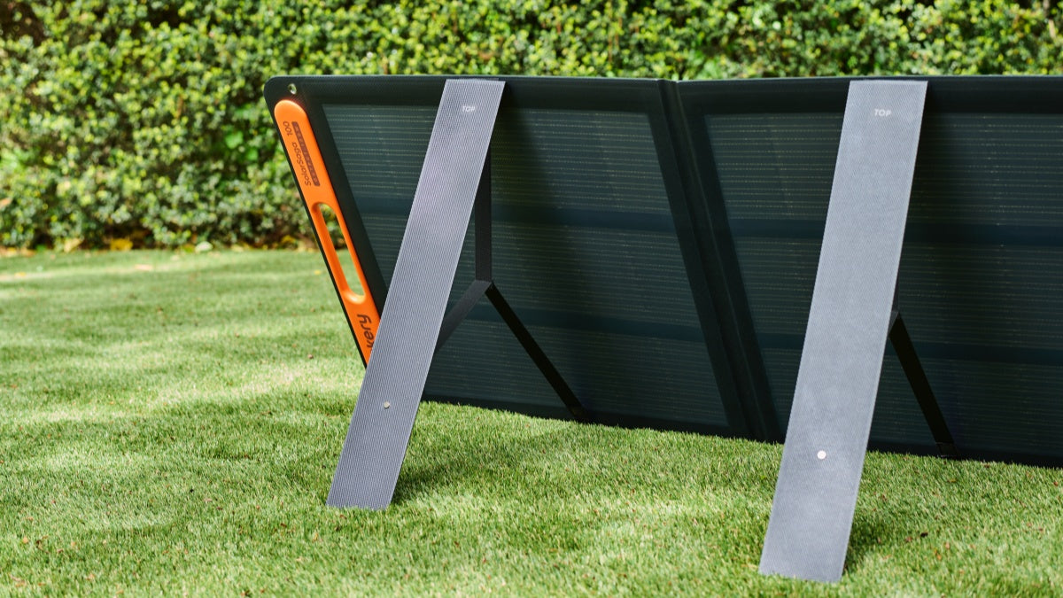 Jackery SolarSaga 100W ソーラーパネル | 最大25%変換効率 | IP68防水