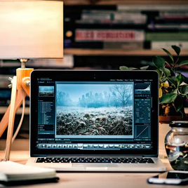 モバイルバッテリーでパソコンが充電できない理由とは？ポータブル電源も紹介