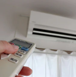 冬寝る時のエアコンはつけっぱなしOK？乾燥する？電気代節約・快眠のコツ