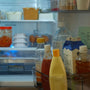 冷蔵庫収納は100均で十分！スッキリ片付くコツと、停電時も安心な備えを紹介