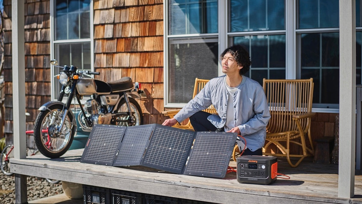 ソーラー高速充電Jackeryポータブル電源600Plus