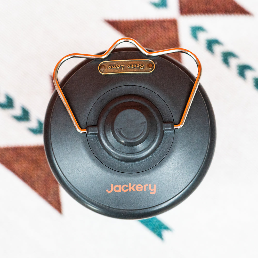 Jackery 充電式LEDランタン | 最大8時間点灯 3色切替 無段階調光