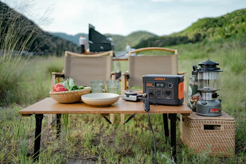 キャンプや車中泊に最適なポータブル電源