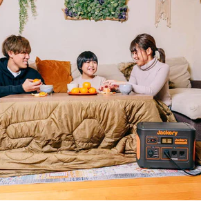 こたつの電気代は1ヶ月いくら？安く抑える方法や他の暖房の電気代も紹介