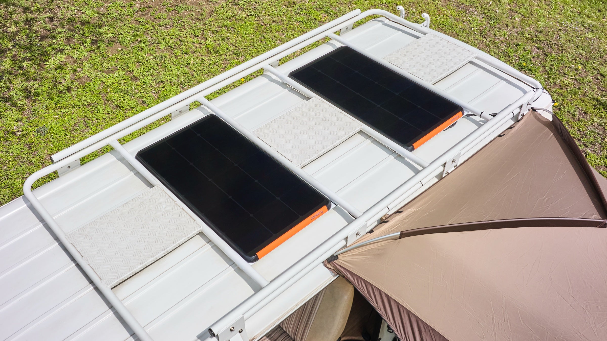 業界トップクラスの太陽光変換効率