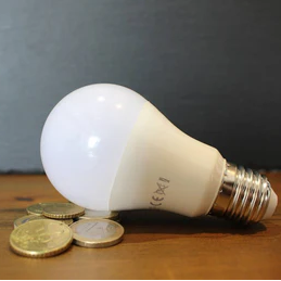 【すぐわかる】消費電力と電気代の関係とは？電気代の計算と家電別の電気代も