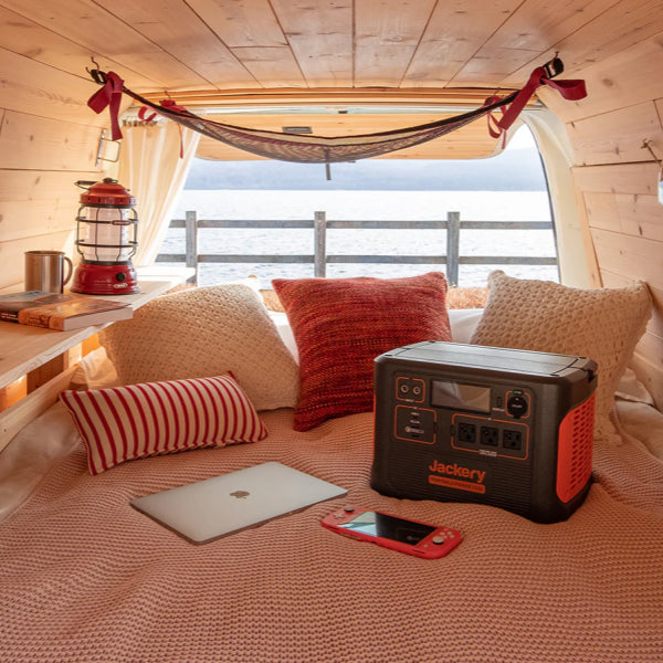 Jackery車中泊